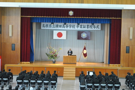 ６