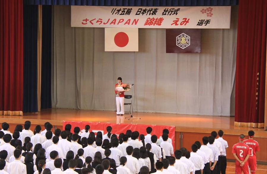 １０
